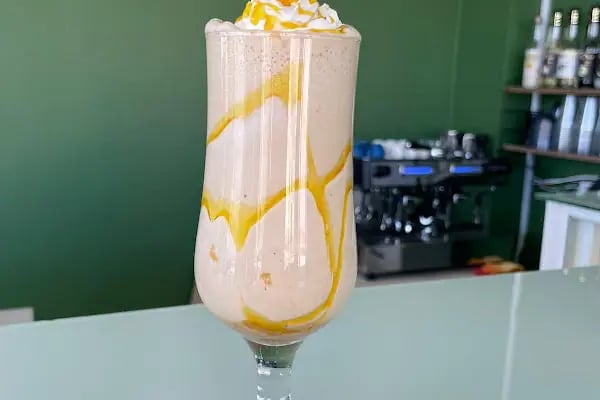 Yüs-Ra Coffee Bistro - Resim 20