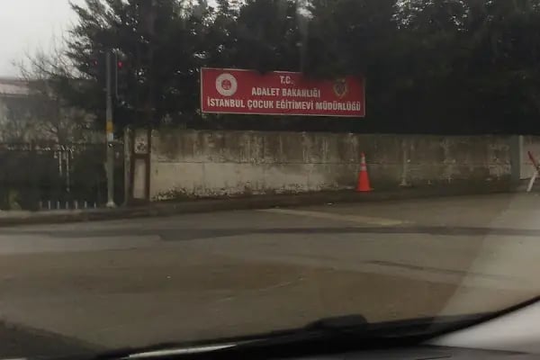 E Ve T Tipi Ceza Ve İnfaz Kurumu/Ümraniye - Resim 1