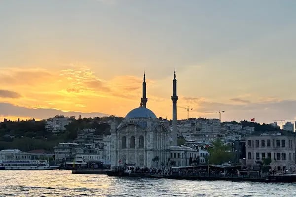 İstanbul Aydın Üniversitesi - Resim 19