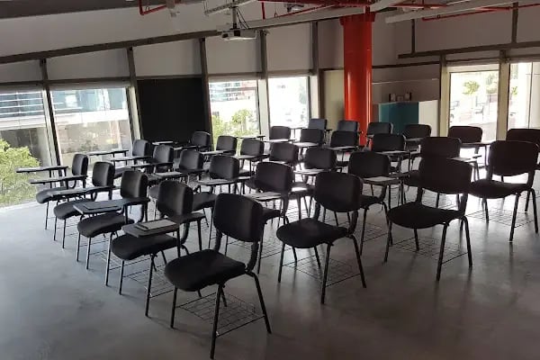 Workinton Bayraklı Tower - Resim 12