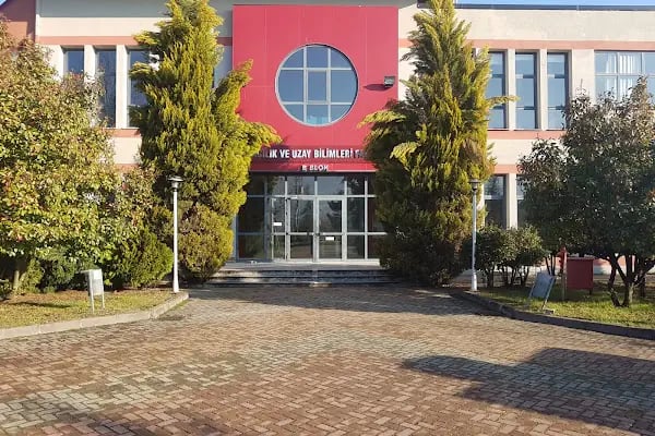 Kocaeli Üniversitesi Havacılık Ve Uzay Bilimleri Fakültesi - Resim 3