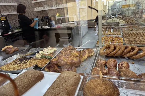 MOS PASTANE &amp; ATÖLYE / PATISSERIE CANNOLI - Resim 3