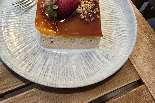 MOS PASTANE &amp; ATÖLYE / PATISSERIE CANNOLI - Resim 18