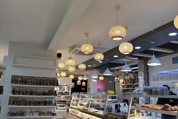MOS PASTANE &amp; ATÖLYE / PATISSERIE CANNOLI - Resim 5