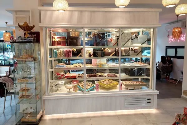 MOS PASTANE &amp; ATÖLYE / PATISSERIE CANNOLI - Resim 17