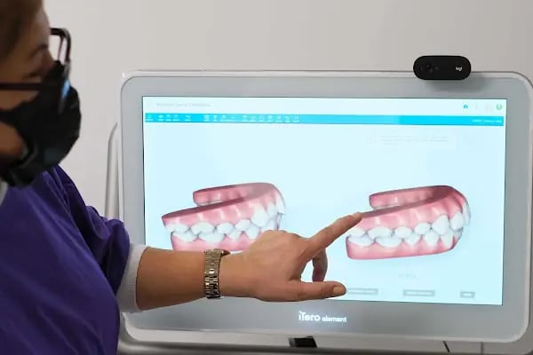 Ortodontist Dr.MÜGE ALTAN AKOVA - Resim 12