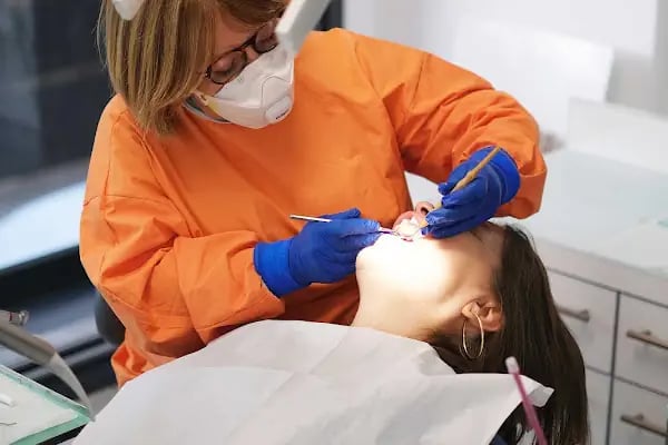 Ortodontist Dr.MÜGE ALTAN AKOVA - Resim 8