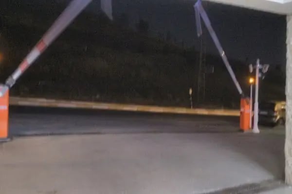 Miss Meydan Taxi Duragı - Resim 5