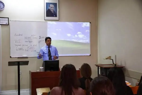 Dokuz Eylül Üniversitesi İşletme Fakültesi - Resim 6