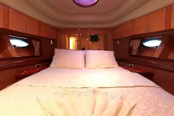 Erato Yacht Alanya – Luxury Yacht Rental in Turkey - Resim 12