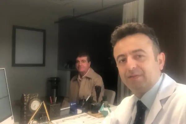Prof.Dr.Mehmet Fatih Akbulut, Üroloji Uzmanı - Resim 19