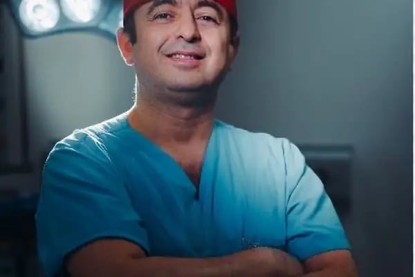 Prof.Dr.Mehmet Fatih Akbulut, Üroloji Uzmanı - Resim 11