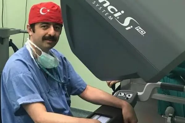 Prof.Dr.Mehmet Fatih Akbulut, Üroloji Uzmanı - Resim 18