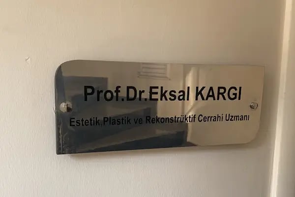 Prof. Dr. Eksal Kargı, Estetik ve Plastik Cerrahi Merkezi - Resim 6