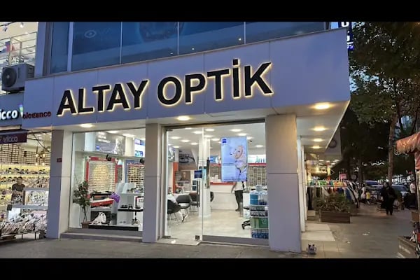 Elegance Altay Optik - Resim 1