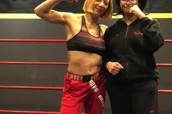 Boxing Hall - Resim 18