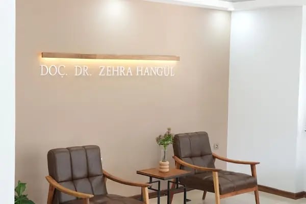 Doç. Dr. Zehra Hangül Çocuk ve Ergen Psikiyatri Kliniği - Resim 12
