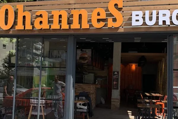 Ohannes Burger Aliağa - Resim 1