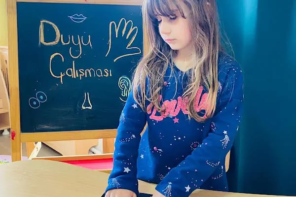 Uranüs Montessori Anaokulu - Resim 5