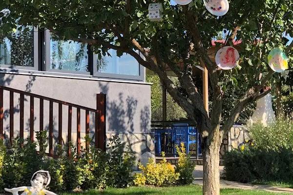 Uranüs Montessori Anaokulu - Resim 16