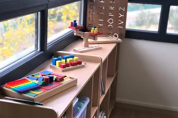 Uranüs Montessori Anaokulu - Resim 13