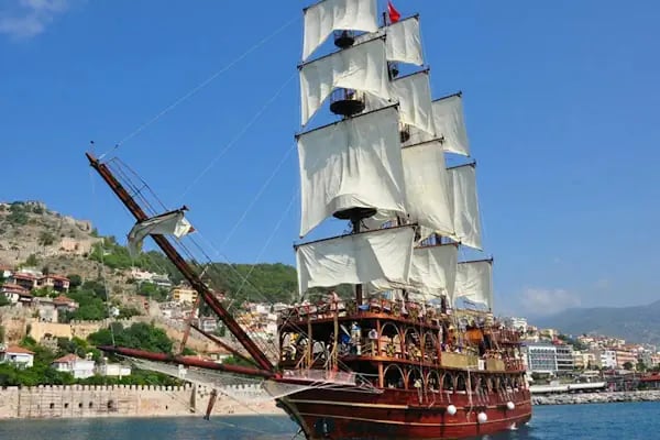 Alanya Tekne Turu - TATİLDETURLA - Resim 2