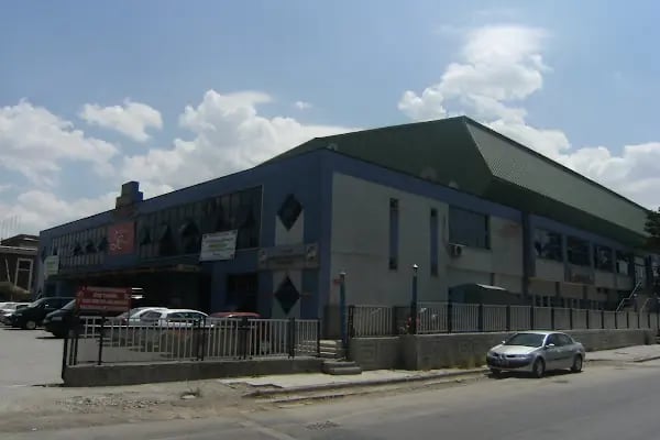 Selim Sırrı Tarcan Zeren Voleybol Salonu - Fabrika Voleybol - Resim 11