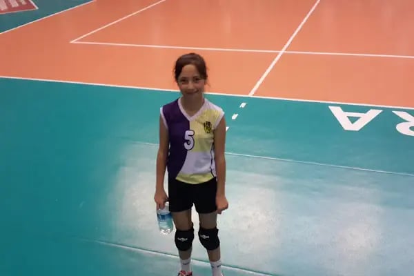 Selim Sırrı Tarcan Zeren Voleybol Salonu - Fabrika Voleybol - Resim 9