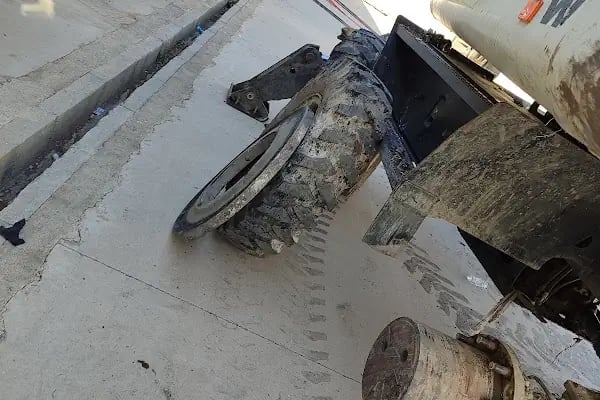 barlas otomotiv lastik yol yardım yerinde lastik tamiri - Resim 9