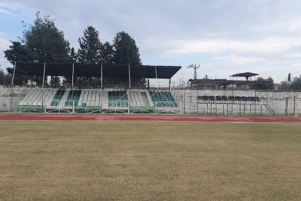 Ceyhan Şehir Stadı - Resim 17