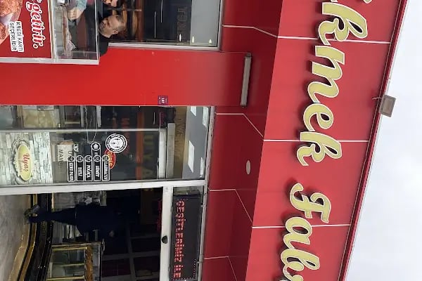 Uyaş Ekmek Fabrikasi - Resim 1