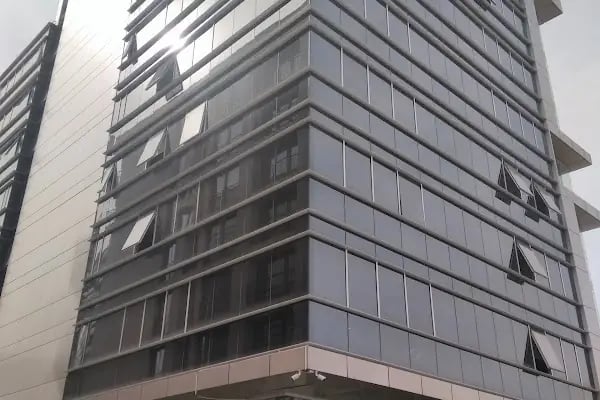 Bayraklı Tower - Resim 20