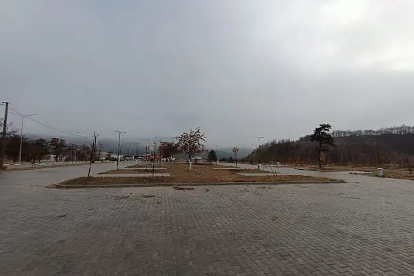 Harmancık Kamp Karavan Alanı - Resim 3