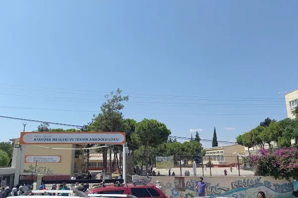 Mersin Toroslar Atatürk Mesleki ve Teknik Anadolu Lisesi - Resim 3