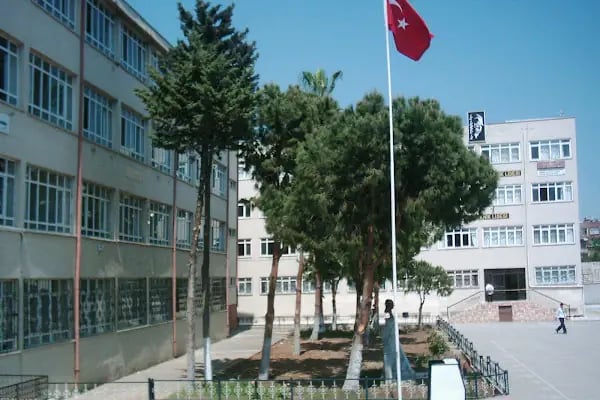 Mersin Toroslar Atatürk Mesleki ve Teknik Anadolu Lisesi - Resim 1