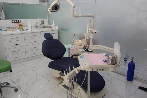 Özel Akkent Ağız Ve Diş Sağlığı Polikliniği - Resim 2