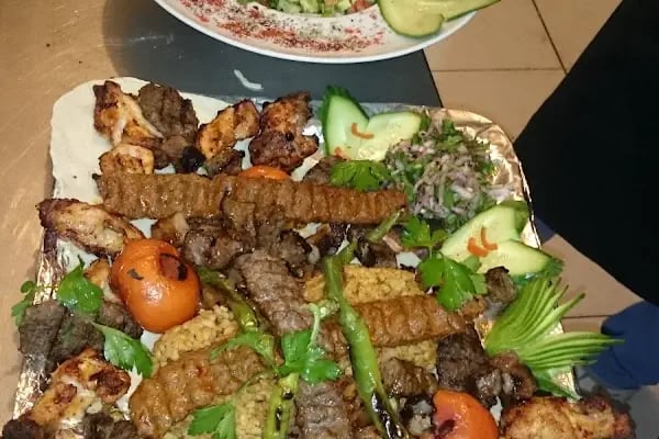 Kukla Cafe&amp;Pub - Resim 3