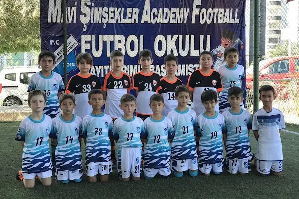 Mavi Halısaha - Resim 3