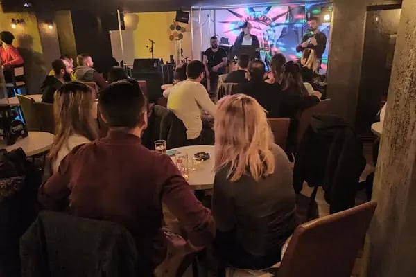 Park Door Pub - Resim 15