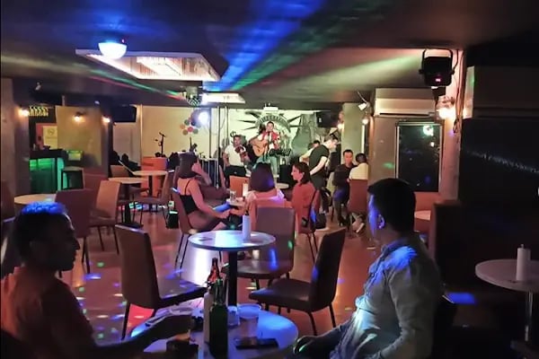 Park Door Pub - Resim 5