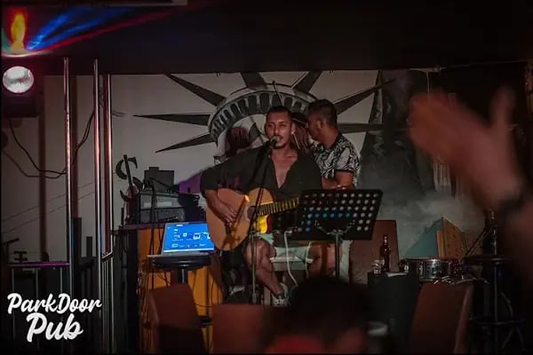 Park Door Pub - Resim 12