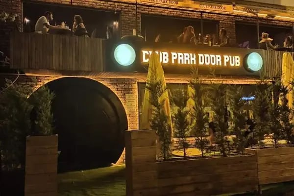 Park Door Pub - Resim 17