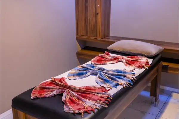 The Elysian Resort Hotel &amp; Restaurant - Bar - Resim 6