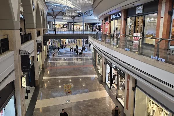 T&D ALORA Alışveriş Merkezi - Resim 17