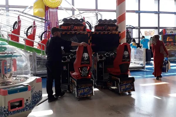 T&D ALORA Alışveriş Merkezi - Resim 12
