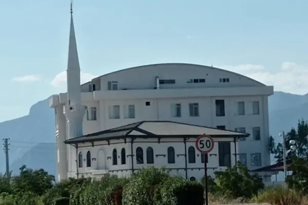 Hz. Ömer Camii - Resim 4