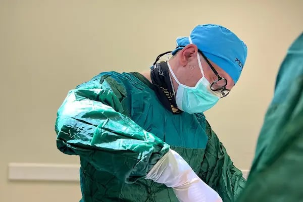 Arb Klinik - Prof. Dr. Ahmet Demir - Resim 4