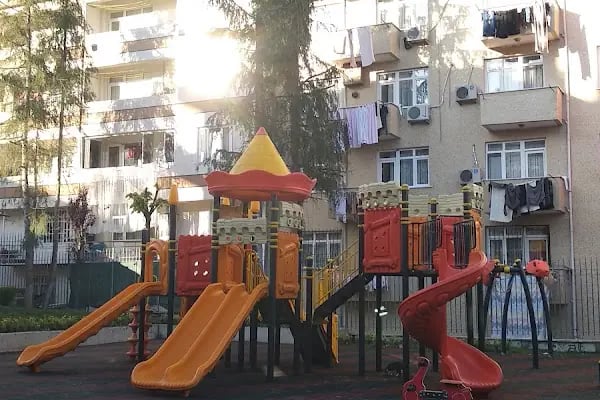 Namık Kemal Parkı - Resim 4