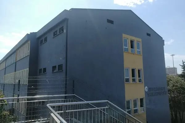 Avcılar Teknik ve Endüstri Meselek Lisesi - Resim 8