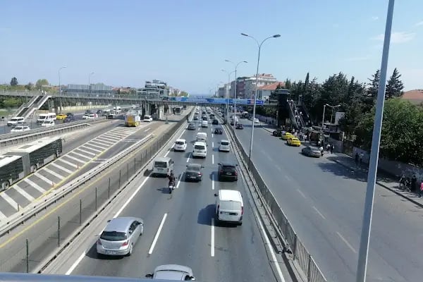 Avcılar Teknik ve Endüstri Meselek Lisesi - Resim 11